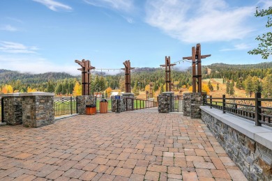 Village-facing end unit in the heart of Tamarack! This spacious on Osprey Meadows at Tamarack Resort in Idaho - for sale on GolfHomes.com, golf home, golf lot