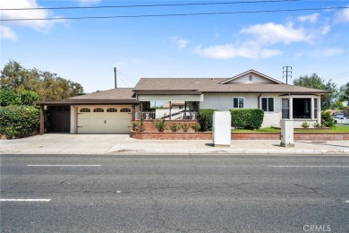 Beautiful 3 bedroom 2 bath home across the street from Heartwell on Heartwell Golf Course in California - for sale on GolfHomes.com, golf home, golf lot