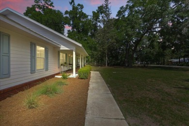 Welcome to this immaculate , updated gorgeous 3 bedroom/2 on Chiefland Golf and Country Club in Florida - for sale on GolfHomes.com, golf home, golf lot