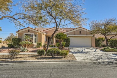 Beautifully maintained, move-in ready home located on the 3rd on Siena Golf Club in Nevada - for sale on GolfHomes.com, golf home, golf lot