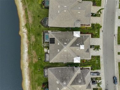 Welcome to this charming villa nestled in the sought-after on Links At Greenfield Plantation in Florida - for sale on GolfHomes.com, golf home, golf lot