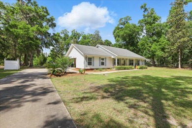 Welcome to this immaculate , updated gorgeous 3 bedroom/2 on Chiefland Golf and Country Club in Florida - for sale on GolfHomes.com, golf home, golf lot