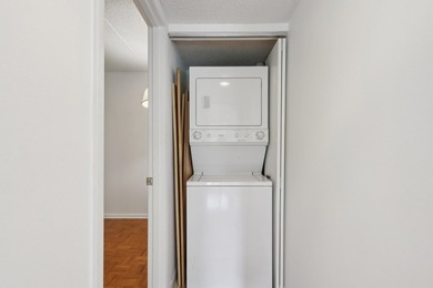 FIRST-FLOOR, MOVE-IN READY HeatherRidge condo. HEATED on Heather Ridge Golf Club in Illinois - for sale on GolfHomes.com, golf home, golf lot