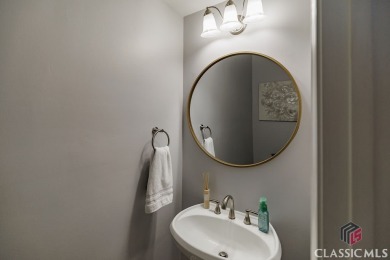 Two Bedroom condo close to UGA campus, East Athens, the UGA Golf on University of Georgia Golf Course in Georgia - for sale on GolfHomes.com, golf home, golf lot