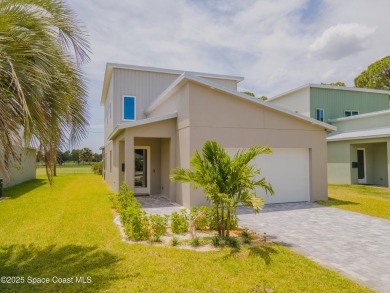 Welcome home to beautifully maintained 4-bedroom, 3.5 bathrooms on Crane Creek Reserve Golf Club in Florida - for sale on GolfHomes.com, golf home, golf lot