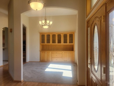 NEW ON THE MARKET! This property is located just minutes from on Lewiston Golf and Country Club in Idaho - for sale on GolfHomes.com, golf home, golf lot