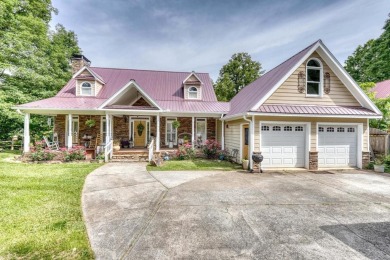 Lake Nottely Retreat boasts spacious 4BR-3BA home. Upon entry on Butternut Creek Golf Course in Georgia - for sale on GolfHomes.com, golf home, golf lot