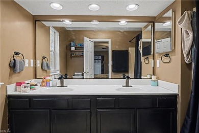 Welcome to this open-concept townhome in the highly desirable on Kiln Creek Golf and Country Club in Virginia - for sale on GolfHomes.com, golf home, golf lot