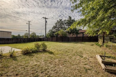 Welcome HOME Sweet HOME...Charming Ranch Home on a large corner on Minor Park Golf Course in Missouri - for sale on GolfHomes.com, golf home, golf lot