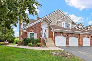 Welcome to this light and bright 2nd-floor end unit in the on The Golf Club of Illinois in Illinois - for sale on GolfHomes.com, golf home, golf lot