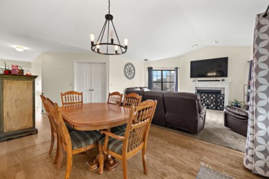 Welcome to this light and bright 2nd-floor end unit in the on The Golf Club of Illinois in Illinois - for sale on GolfHomes.com, golf home, golf lot