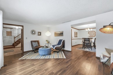 *Contingent accepting back up offers*Heads up--this is one of on Arlington Park Association in Indiana - for sale on GolfHomes.com, golf home, golf lot