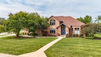 Beautiful 2 story all brick with open Foyer, one owner, custom on Pontiac Elks Country Club in Illinois - for sale on GolfHomes.com, golf home, golf lot