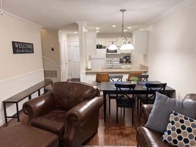 Super cute & clean condo across from the pickleball/tennis on Mountain Ranch Golf Club in Arkansas - for sale on GolfHomes.com, golf home, golf lot