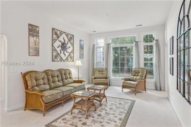 Charming 3 BD single-family home is located on a quiet on Belfair Golf Club in South Carolina - for sale on GolfHomes.com, golf home, golf lot