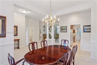 Charming 3 BD single-family home is located on a quiet on Belfair Golf Club in South Carolina - for sale on GolfHomes.com, golf home, golf lot