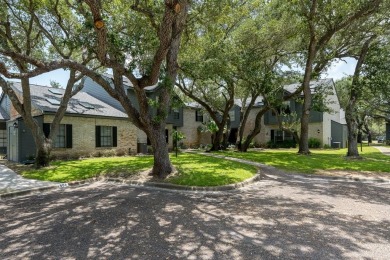 Welcome to Oak Bay Club a lovely country club community.  Tucked on Rockport Country Club in Texas - for sale on GolfHomes.com, golf home, golf lot