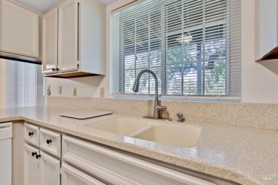 Welcome to Your Dream Townhome in Eagle, Idaho Nestled in the on Eagle Hills Golf Course in Idaho - for sale on GolfHomes.com, golf home, golf lot