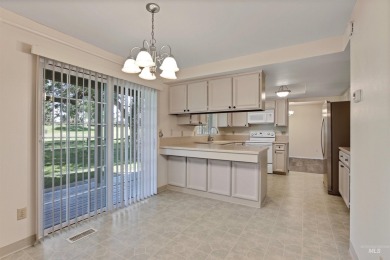 Welcome to Your Dream Townhome in Eagle, Idaho Nestled in the on Eagle Hills Golf Course in Idaho - for sale on GolfHomes.com, golf home, golf lot