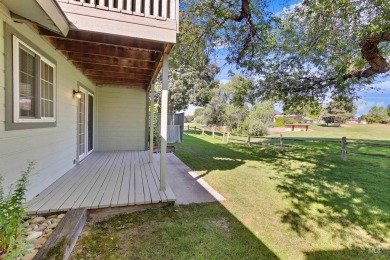 Welcome to Your Dream Townhome in Eagle, Idaho Nestled in the on Eagle Hills Golf Course in Idaho - for sale on GolfHomes.com, golf home, golf lot