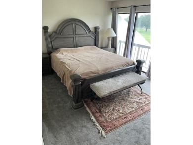 Beautiful 2 bedroom , 2.5 bath upper level townhouse with on  in Florida - for sale on GolfHomes.com, golf home, golf lot
