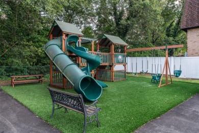 Welcome to this beautifully maintained 3-bedroom, 1.5-bath on Scarsdale Golf Club in New York - for sale on GolfHomes.com, golf home, golf lot