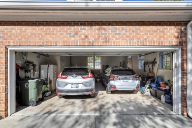 This elegant 3-bedroom/3 bath home plus Carolina Room & Bonus on Wachesaw Plantation Club in South Carolina - for sale on GolfHomes.com, golf home, golf lot