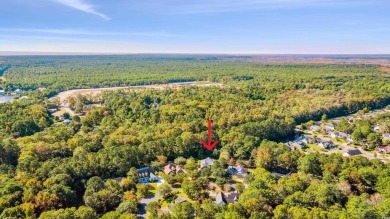 This elegant 3-bedroom/3 bath home plus Carolina Room & Bonus on Wachesaw Plantation Club in South Carolina - for sale on GolfHomes.com, golf home, golf lot