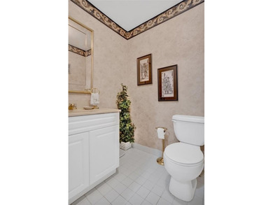 3/2.5 Alhambra Townhome, just under 1900sq ft, waterfront & on Pine Island Ridge Country Club in Florida - for sale on GolfHomes.com, golf home, golf lot