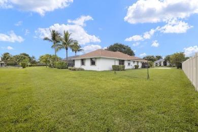 SELLER OFFERING $30K IN CREDIT FOR RATE BUYDOWN, RENOVATIONS OR on Binks Forest Golf Club in Florida - for sale on GolfHomes.com, golf home, golf lot