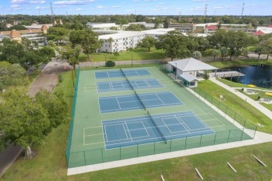 Under contract-accepting backup offers. One or more photo(s) has on On Top Of The World Golf Course in Florida - for sale on GolfHomes.com, golf home, golf lot