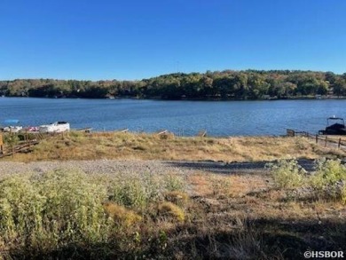 Owner financing available at 4.5% interest for 10 years, 25k on Diamondhead Golf and Country Club in Arkansas - for sale on GolfHomes.com, golf home, golf lot