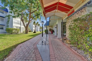 HANDYMAN SPECIAL!!! This property has evidence of moldmunity on Oriole Golf and Tennis Club in Florida - for sale on GolfHomes.com, golf home, golf lot