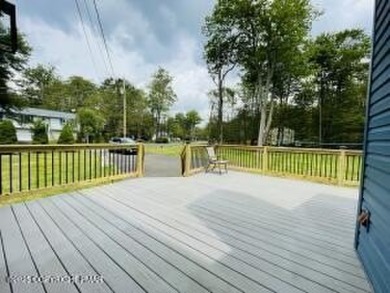 **2 LOTS IN 1! ** 0.5 acre! 
FURNISHED!!
SHORT-TERM-RENTALS on Pocono Farms Country Club in Pennsylvania - for sale on GolfHomes.com, golf home, golf lot