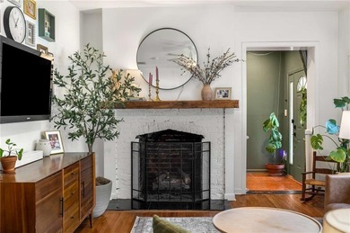 Welcome to the home where dreams come true. This updated 3 bed on Charlie Yates Golf Course in Georgia - for sale on GolfHomes.com, golf home, golf lot