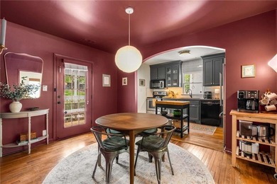 Welcome to the home where dreams come true. This updated 3 bed on Charlie Yates Golf Course in Georgia - for sale on GolfHomes.com, golf home, golf lot