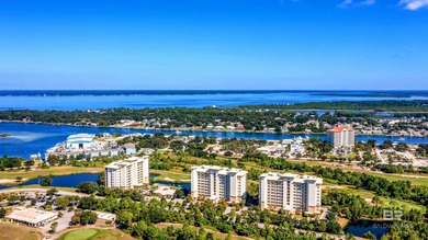 *Luxurious Top-Floor Grandeur: 3/2 Penthouse Suite in Beautiful on Lost Key Golf Club in Florida - for sale on GolfHomes.com, golf home, golf lot