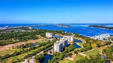 *Luxurious Top-Floor Grandeur: 3/2 Penthouse Suite in Beautiful on Lost Key Golf Club in Florida - for sale on GolfHomes.com, golf home, golf lot