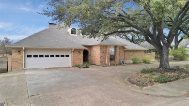 Luxurious Golf Course Home with Stunning Pond View
Welcome to on Dallas Athletic Club in Texas - for sale on GolfHomes.com, golf home, golf lot