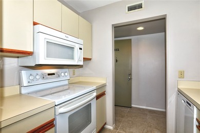 Amazing golf & lake views set the tone for this well-located on Vista Plantation Golf Club in Florida - for sale on GolfHomes.com, golf home, golf lot