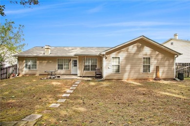 Awesome 3 bedroom, 2 bath ranch with open floor plan.  Vaulted on Mystery Valley Golf Course in Georgia - for sale on GolfHomes.com, golf home, golf lot