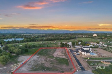 Build your dream estate in a prime equestrian setting in on SpurWing Country Club in Idaho - for sale on GolfHomes.com, golf home, golf lot