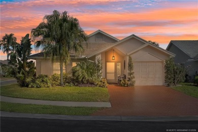 Beautiful 3BR/2BA corner lot home in the desirable Eagle Ridge on The Golf Club of Jupiter in Florida - for sale on GolfHomes.com, golf home, golf lot