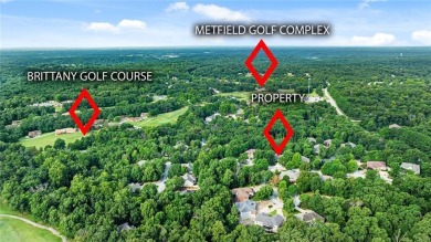 Stunning home that is handicap accessible in a rare much desired on Bella Vista - Metfield Golf Complex and Country Club in Arkansas - for sale on GolfHomes.com, golf home, golf lot