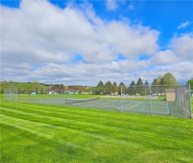Manufactured home in Gypsum Mills Estates!! This home features a on Winding Creek Executive Course in New York - for sale on GolfHomes.com, golf home, golf lot