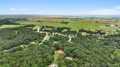 This beautiful 3-bedroom, 2-bathroom home is located in a on Falconhead Resort and Country Club in Oklahoma - for sale on GolfHomes.com, golf home, golf lot
