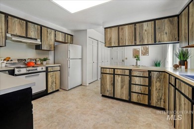 Don't miss your opportunity to own a stunning condo in a serene on Twin Falls Municipal Golf Course in Idaho - for sale on GolfHomes.com, golf home, golf lot