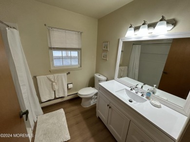 This charming Baronet model is conveniently located within the on Leisure Village East in New Jersey - for sale on GolfHomes.com, golf home, golf lot