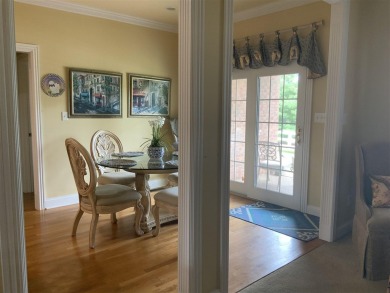 Four bedroom home, with master and 2nd bedroom on main level on CrossWinds Golf Course in Kentucky - for sale on GolfHomes.com, golf home, golf lot