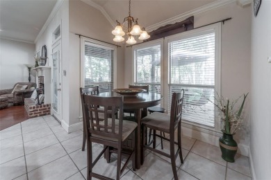 Beautiful home in The Pinnacle Golf Club for under $400,000.00! on Pinnacle Golf and Boat Club in Texas - for sale on GolfHomes.com, golf home, golf lot